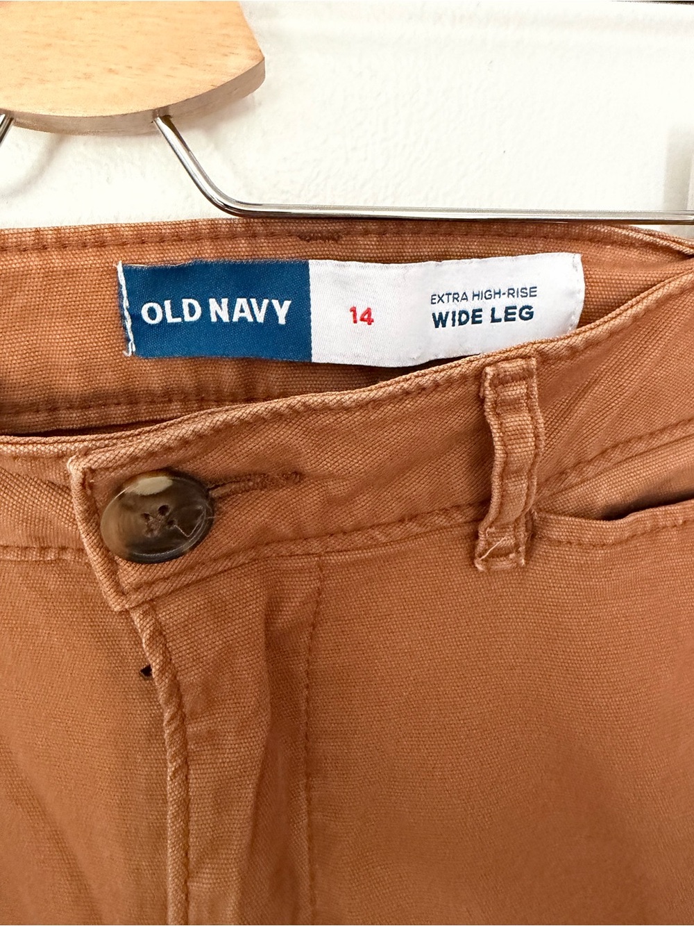 Old Navy Extra High-Rise Wide Leg Pants in Rust Brown